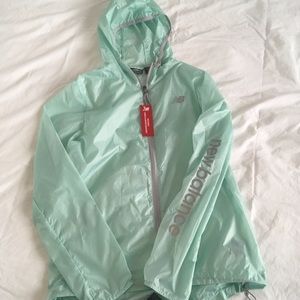 Women’s New Balance Rain Jacket